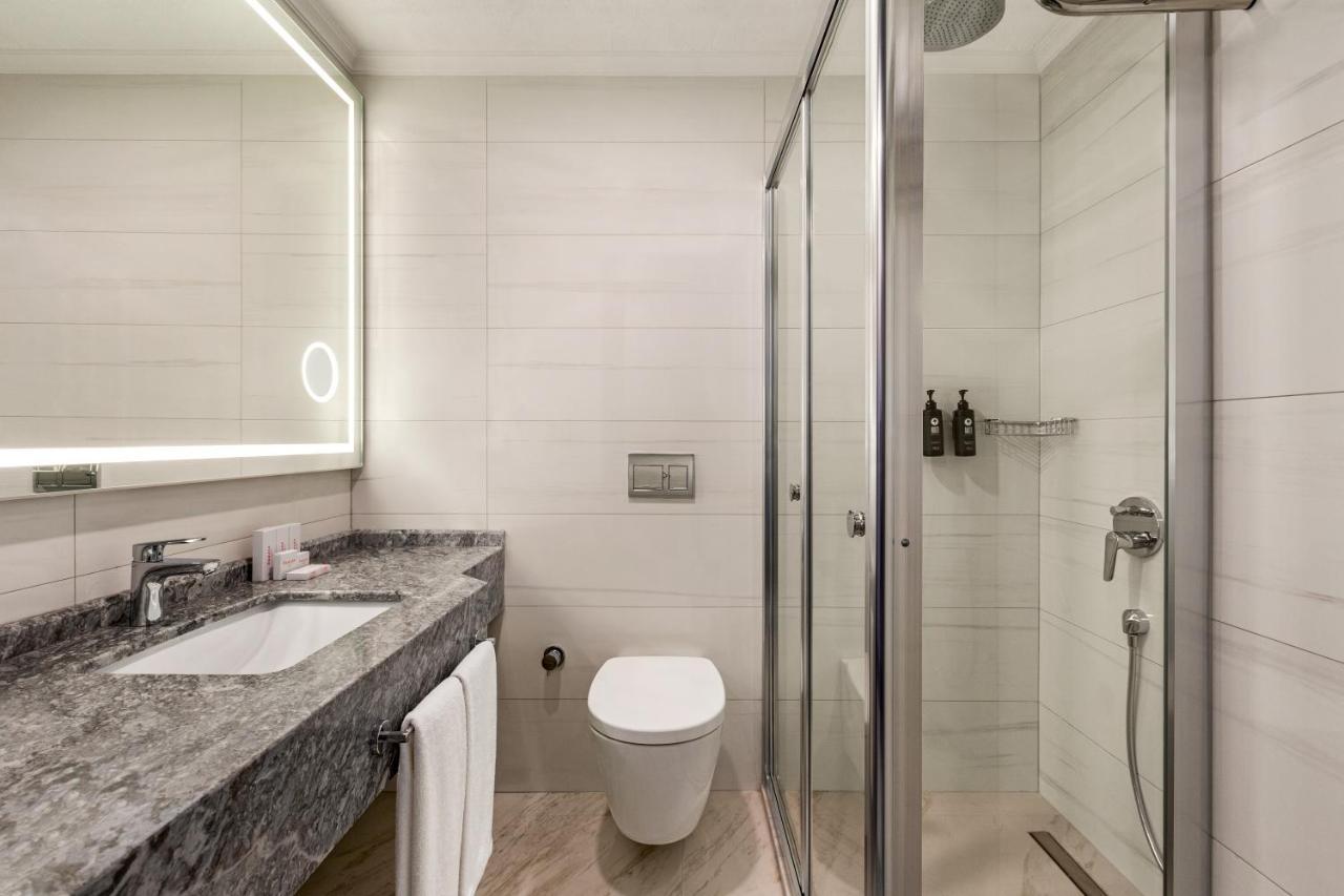 Ramada By Wyndham Istanbul Umraniye酒店 外观 照片